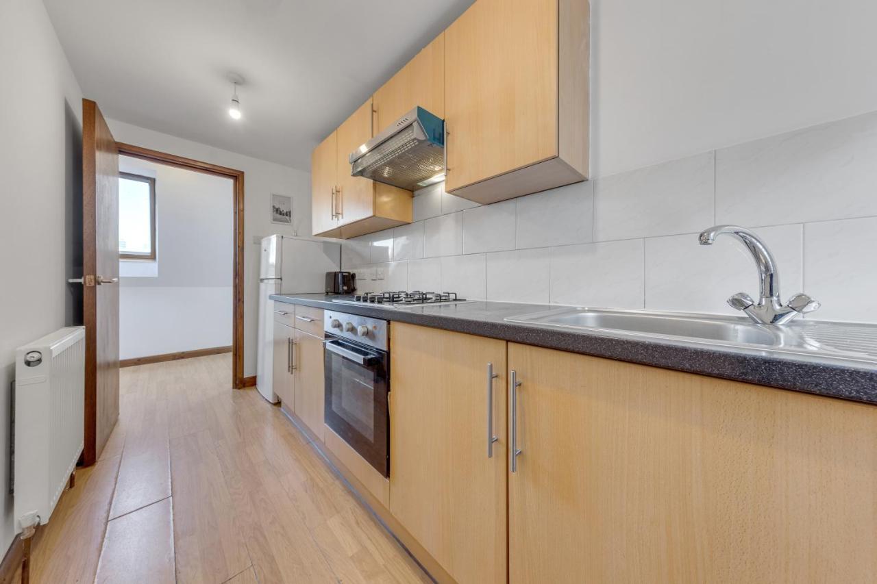 Cozy 1 Bed/Sleep 3/ London Apartamento Exterior foto