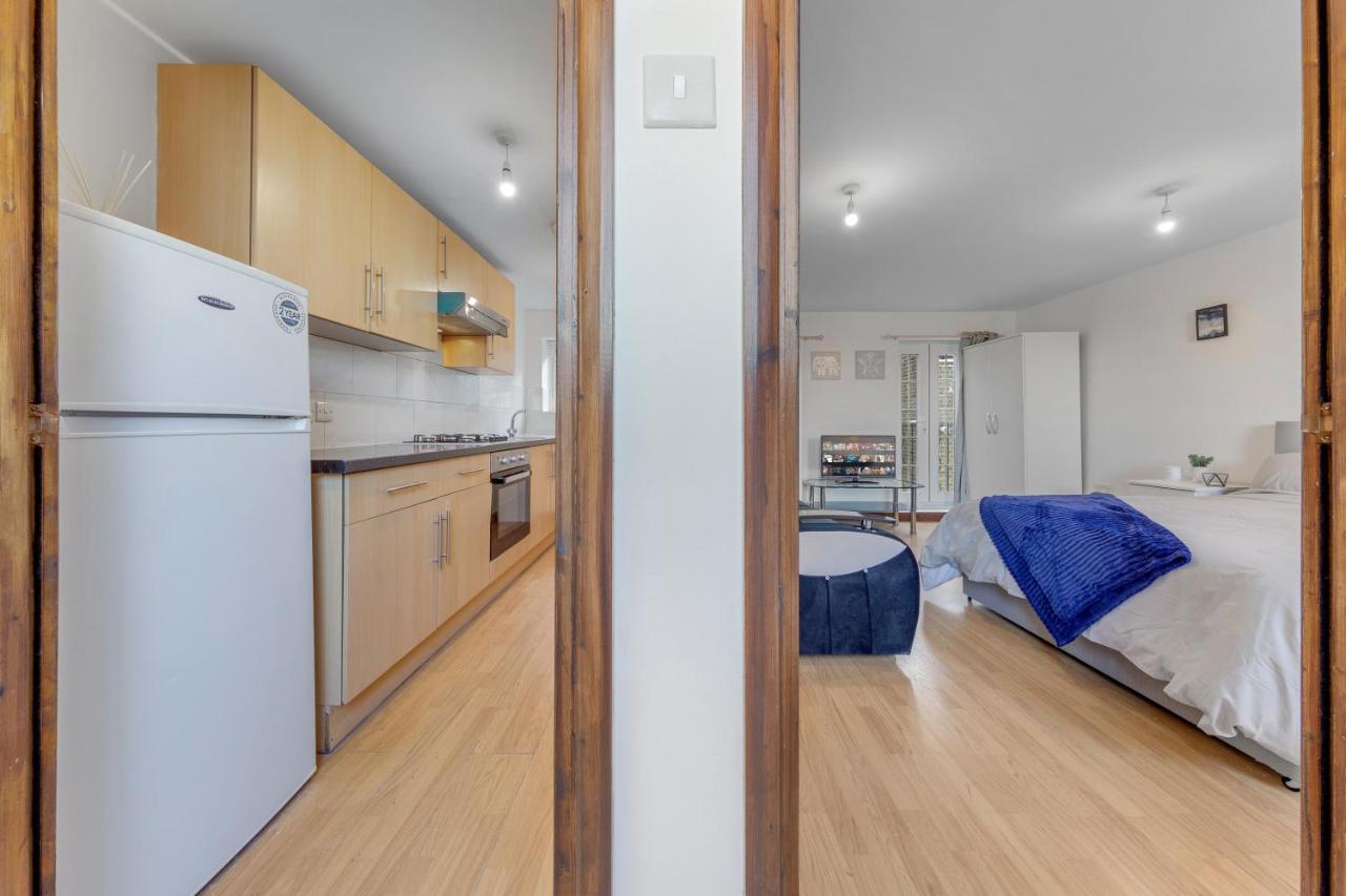 Cozy 1 Bed/Sleep 3/ London Apartamento Exterior foto